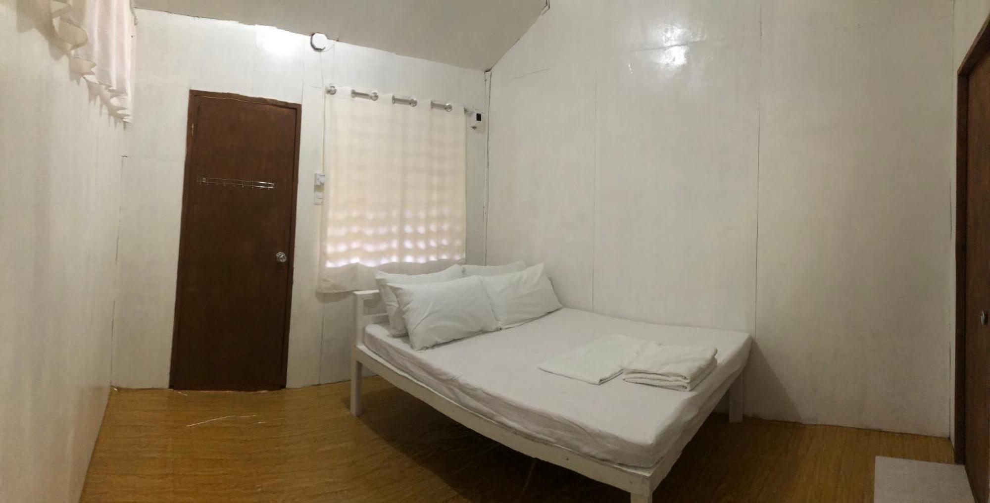 Mioki Hometel Batuan Экстерьер фото